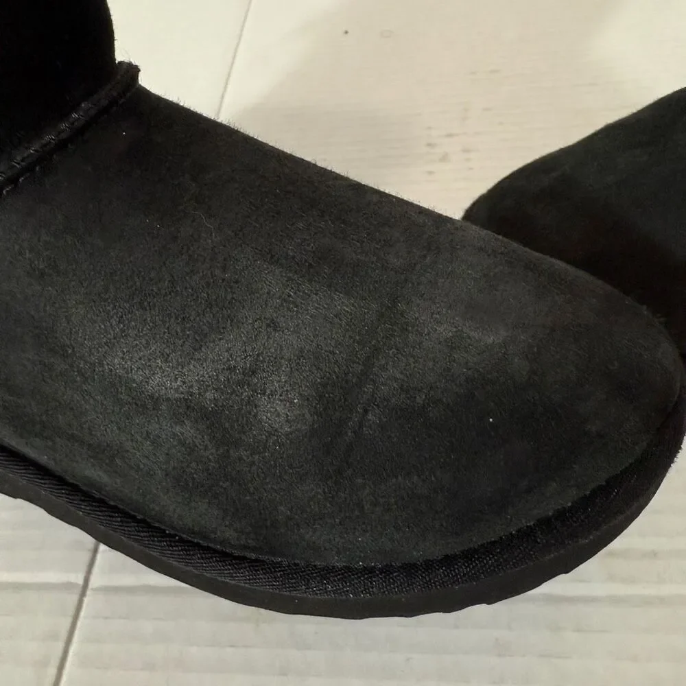 Ugg Women’s Mini Bailey Bow II Shearling Black‎ Suede 1016501 Winter Boot Size 8